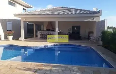 Linda casa à venda 4 quartos sendo 3 suites, 4 vagas, 1100m² at,condominio alto padrão parque da fa