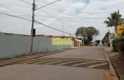 Casa à venda com galpão para finalidade mista podendo ser comercial e residencial , estuda permutac