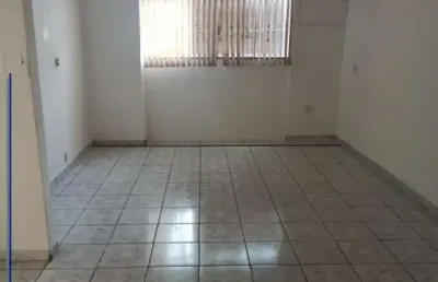 Casa comercial a venda na vila seixas excelente localização