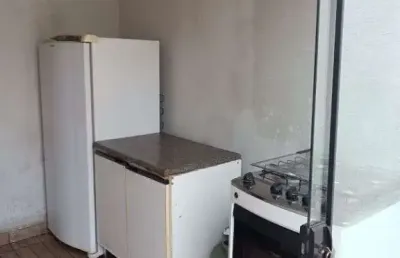 Casa residencial com 1 quarto para alugar, 40m² - independência