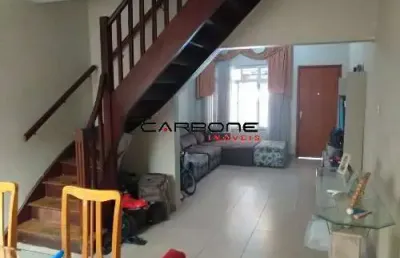 Casa com 3 quartos à venda na rua avaí, vila bertioga, são paulo por r$ 700.000