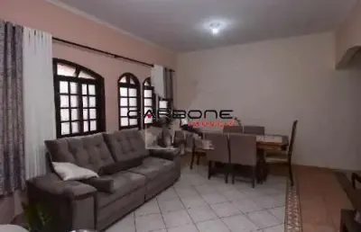Casa com 4 quartos à venda na rua armando dias, chácara mafalda, são paulo por r$ 1.200.000