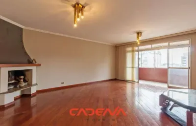 Apartamento com 3 quartos e 2 vagas à venda no água verde