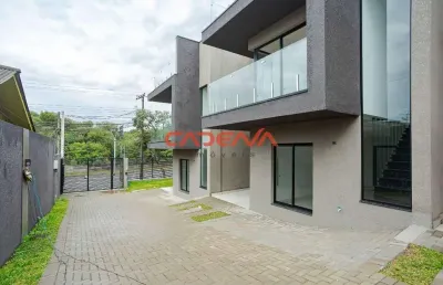 Sobrado com 3 quartos e 2 vagas à venda no boqueirão