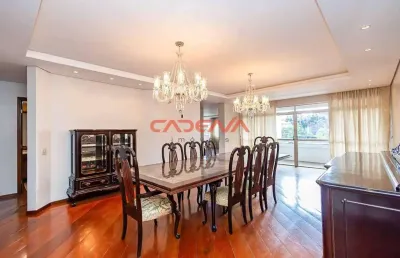 Apartamento com 5 quartos e 2 vagas para aluguel no batel