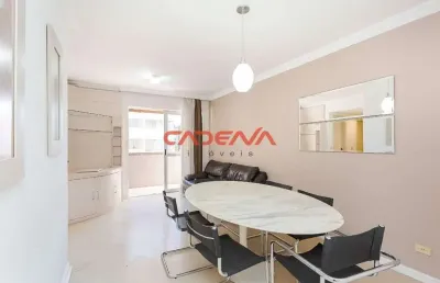 Apartamento com 2 quartos e 1 vaga à venda no água verde