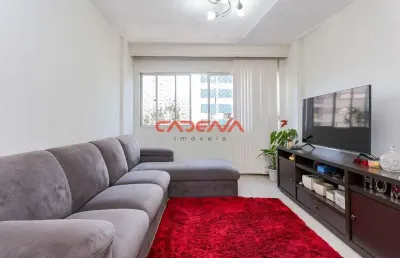Apartamento com 2 quartos e 1 vaga à venda no água verde