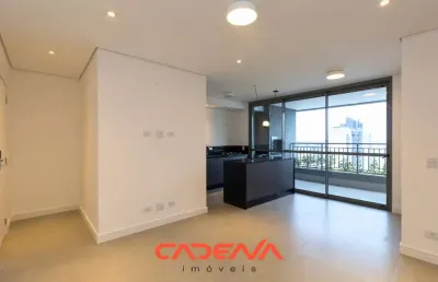 Apartamento com 2 quartos e 1 vaga para aluguel no centro