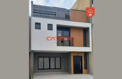 Casa em condomínio fechado com 3 suítes e 2 vagas à venda no pinheirinho