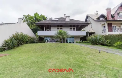 Casa 4 quartos e 4 vagas à venda próximo ao parque barigui