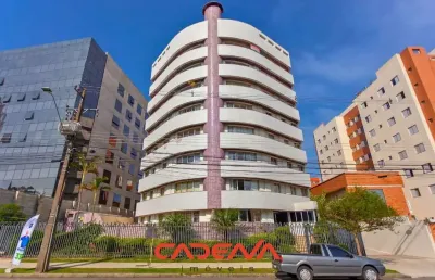 Cobertura com 3 quartos, 1 suíte e 2 vagas à venda no centro cívico
