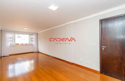 Apartamento com 2 quartos e 1 vaga para aluguel no batel