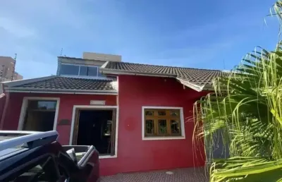 Casa com 2 quartos para alugar na rua raquel rossi, --, fátima, canoas por r$ 3.000