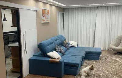 Apartamento impecável no marapé com suíte e garagem demarcada