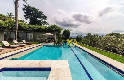 Casa de luxo no morro santa terezinha com 5 suítes, campo de golfe e piscina semi-olimpica