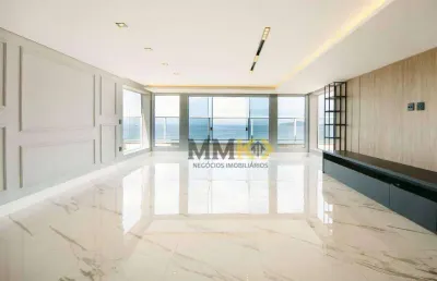 Cobertura penthouse com 4 dormitórios e vista mar panorâmica, totalmente reformada em santos/sp.