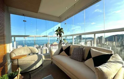 Apartamento de revista, com vista mar panorâmica e design único