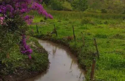Terreno à venda no Centro, Lagoinha 
