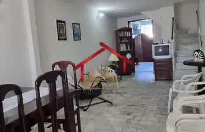 Casa com 2 quartos à venda na Av Henrique Terra (Praia Das Palmeiras), Palmeiras, Cabo Frio