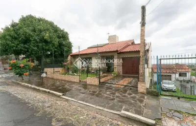 Casa com 3 quartos à venda na rua doutor osvaldo degrazia, 300, costa e silva, porto alegre, 180 m2 por r$ 350.000