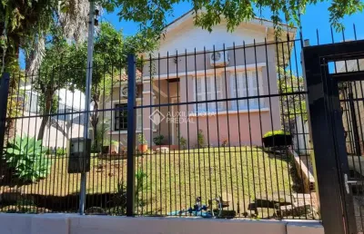 Casa com 3 quartos à venda na rua caracas, 104, jardim lindóia, porto alegre, 90 m2 por r$ 640.000