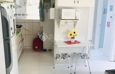 Apartamento com 2 quartos à venda na estrada barro vermelho, 241, restinga, porto alegre, 54 m2 por r$ 130.000