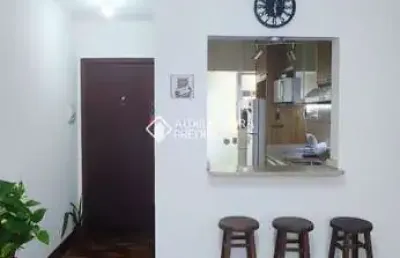 Apartamento com 2 quartos à venda na rua eurico lara, 119, medianeira, porto alegre, 53 m2 por r$ 268.000