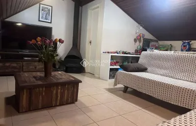 Casa em condomínio fechado com 1 quarto à venda na avenida otto niemeyer, 1252, tristeza, porto alegre, 131 m2 por r$ 650.000