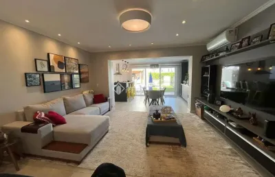 Casa em condomínio fechado com 3 quartos à venda na rua sérgio iglésias barcellos, 45, lomba do pinheiro, porto alegre, 126 m2 por r$ 720.000