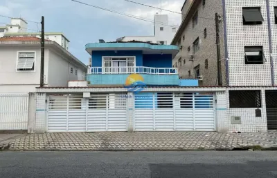 Casa com 3 quartos à venda na Rua Carlos Gomes, 000, Marapé, Santos