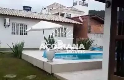 Casa com 2 quartos à venda na servidão alvorada, 315, campeche, florianópolis por r$ 1.450.000