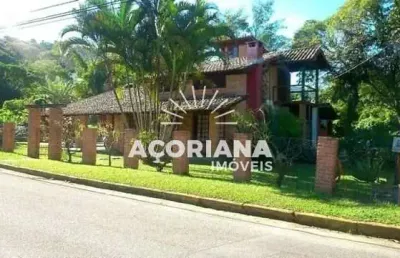 Casa com 4 quartos à venda na avenida das mangueiras, 7, lagoa da conceição, florianópolis por r$ 1.800.000