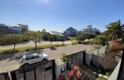Casa com 3 quartos para alugar na avenida tucumã, 145, campeche, florianópolis por r$ 9.000