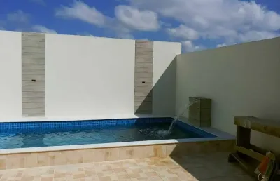 Casa com 2 dormitórios, sendo 1 suíte no grandesp em itanhaém / sp