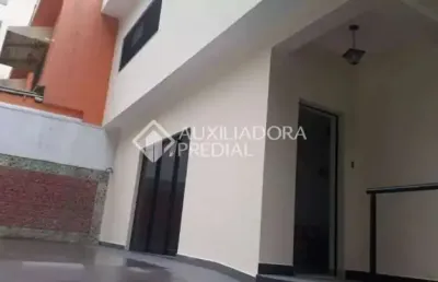 Casa em condomínio fechado com 5 quartos à venda na rua lídia, 288, rudge ramos, são bernardo do campo, 200 m2 por r$ 1.700.000