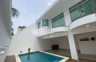 Casa em condomínio fechado com 2 quartos à venda na rua das goiabeiras, 498, jardim, santo andré, 250 m2 por r$ 3.500.000