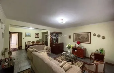 Casa com 4 quartos à venda na rua professor geraldo hypólito, 40, dos casa, são bernardo do campo, 340 m2 por r$ 1.200.000