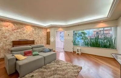 Casa com 4 quartos à venda na rua adelina salvatore bassoli, 193, vila euclides, são bernardo do campo, 231 m2 por r$ 1.149.000