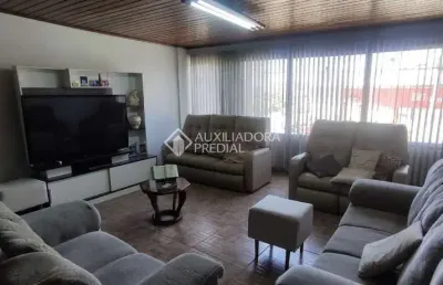 Casa em condomínio fechado com 3 quartos à venda na avenida itamarati, 773, vila curuçá, santo andré, 254 m2 por r$ 660.000