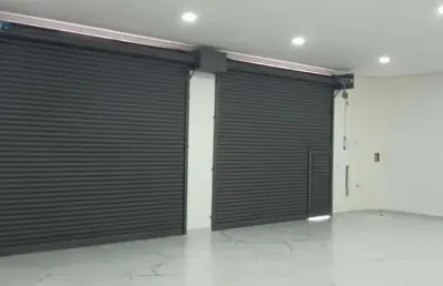 Salão comercial  de 137m² com dois banheiros para locação na vila aricanduva