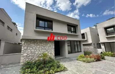 Zona sul granja julieta condomínio de alto padrão, casa com 4 suítes,4 salas,5 vagas, útil de 828 m²,nunca habitada.
