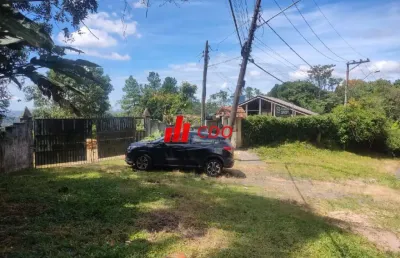 Itapecerica da serra chácara a venda com terreno de 20,000,00 m²,1 casa com 2 dormitórios,2 salas,2 banheiros, casa de madeira, com 120 m²