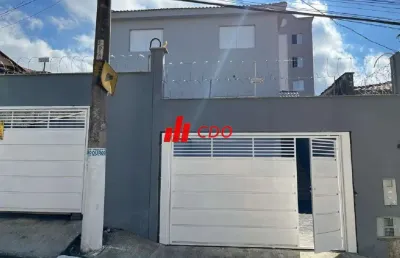 Taboão sobrado novo a venda com 3 dormitórios sendo 1 suíte, sala para 2 ambientes, cozinha ampla,3 banheiros,2 vagas, área útil 117 m²