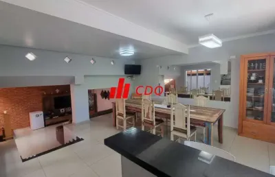 Imperdível casa à venda em são paulo-sp, 30% com permuta rua sem saída jardim germânia: 4 quartos, 3 salas, 4 banheiros, 2 vagas, 400m².