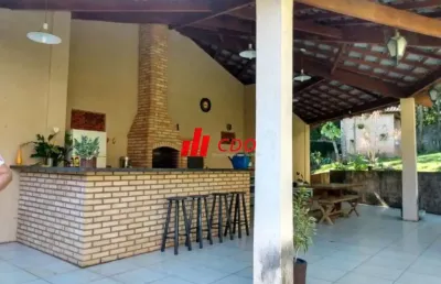 Casa em condomínio fechado com 4 quartos à venda na rua pinheiral, jardim pinheiros, itapecerica da serra, 510 m2 por r$ 1.100.000