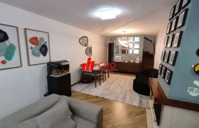 Morumbi sul: sobrado reformado em condomínio, a venda! com 3 quartos sendo 1 suíte com armários, 3 salas, 3 banheiros, churrasqueira, 2 vagas, 160 m².