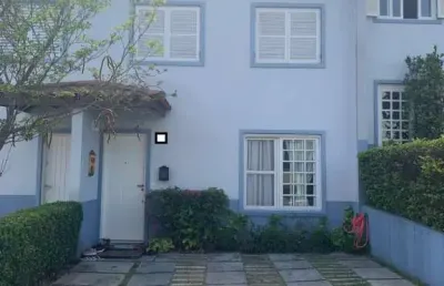 Sobrado em condomínio com 3 dormitórios com 1 suite reformado 145 m² 2 vagas