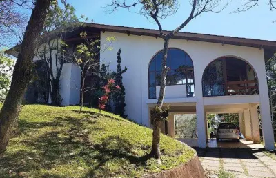 Belíssima chácara em mairiporã com piscina, laser, ampla área verde, 40 km são paulo
