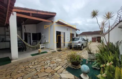 Casa para venda em itanhaém, jardim grandesp, 3 dormitórios, 1 suíte, 2 banheiros, 5 vagas