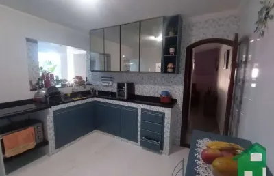 Sobrado com 4 dormitórios, sendo 1 suíte e piscina à venda, 184 m² por r$ 800.000 - conjunto residencial trinta e um de março - são josé dos campos/sp
